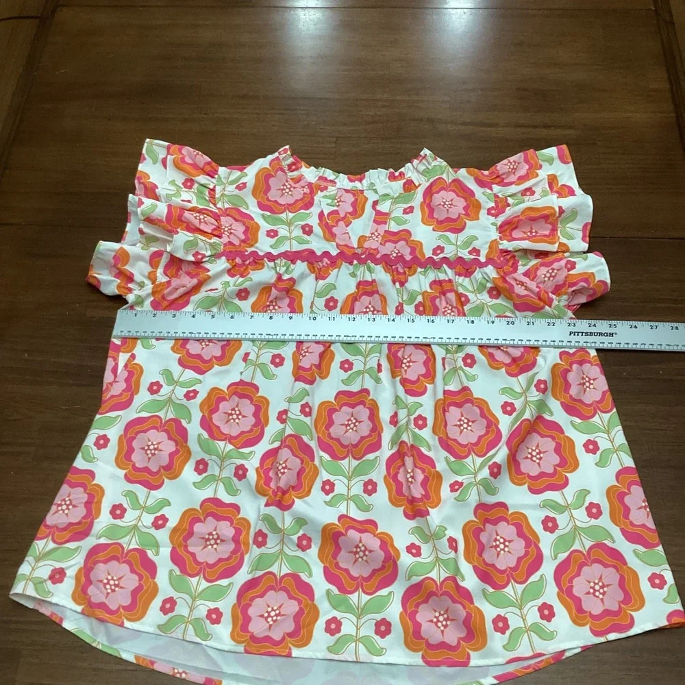 Unbranded vibrant floral